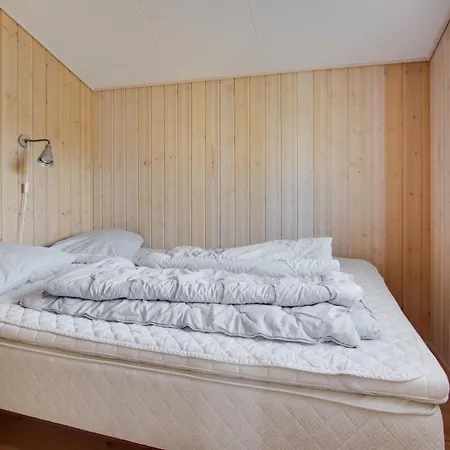 Alisia - 400m From The Sea By Interhome Feriehus