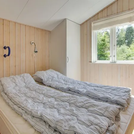 Alisia - 400m From The Sea By Interhome Hals